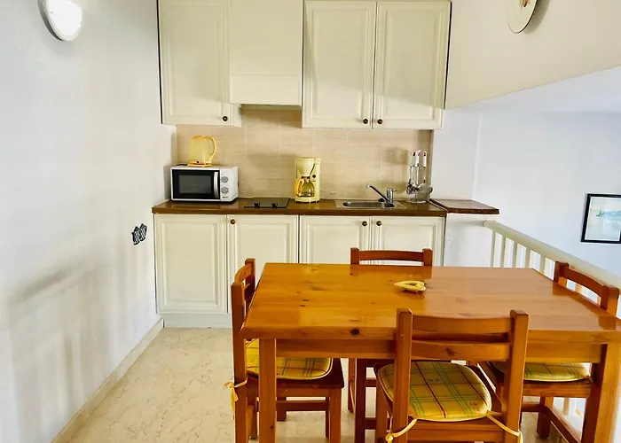Port Royal B1 2-2 - Apartamento Con Vistas Al Canal - Cerca Playa